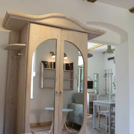 Izdebka Na Chrobrego Apartmán